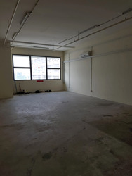 Woodlands Bizhub (D27), Warehouse #615957911